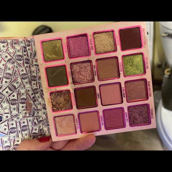 Kylie Cosmetics You’re $o Money Baby Palette - Picture 4 of 4